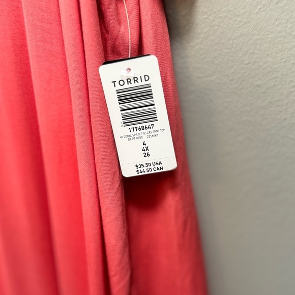 TORRID New With Tags. Super Soft Tee. Size 4 - Picture 3 of 6